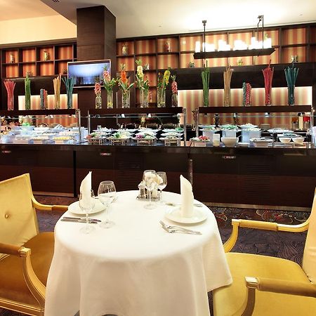 Royal Plaza Hotel And Casino Kapchagaï Extérieur photo