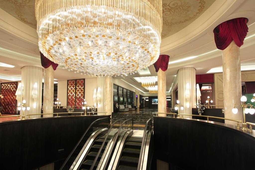 Royal Plaza Hotel And Casino Kapchagaï Extérieur photo